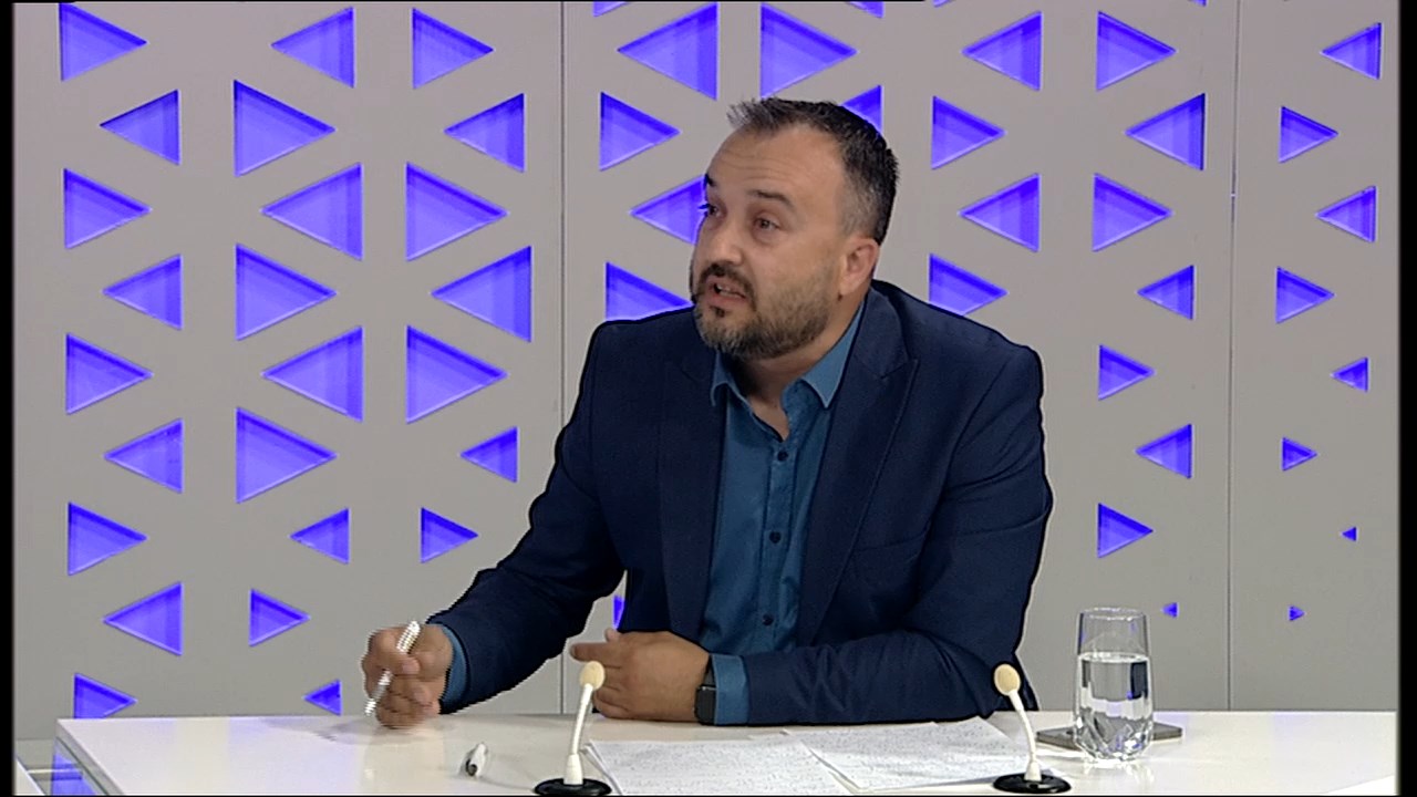 Лефков во 24 анализа: Законот за поддршка на семејствата од Кочани кој го предложи СДСМ е спротивен на правниот поредок