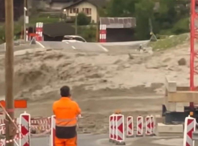 Поројната лава во Вал де Багн, „Мост за осигурувачи“