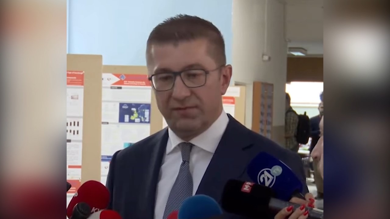Мицкоски: ВМРО-ДПМНЕ поддржува една изборна единица, нема поголемо демократско право од тоа дијаспората да учествува во изборен процес