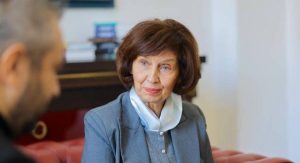 Давкова, наместо со Радев, би се сретнала и со Жељзков во Хаг