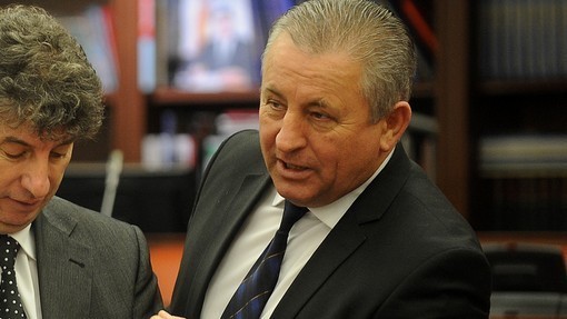 МЕРКО Е ВИНОВЕН И ТРЕБА ДА ПЛАТИ 10 ИЛЈАДИ ЕВРА: Струшкиот суд донесе пресуда за градоначалникот на Струга