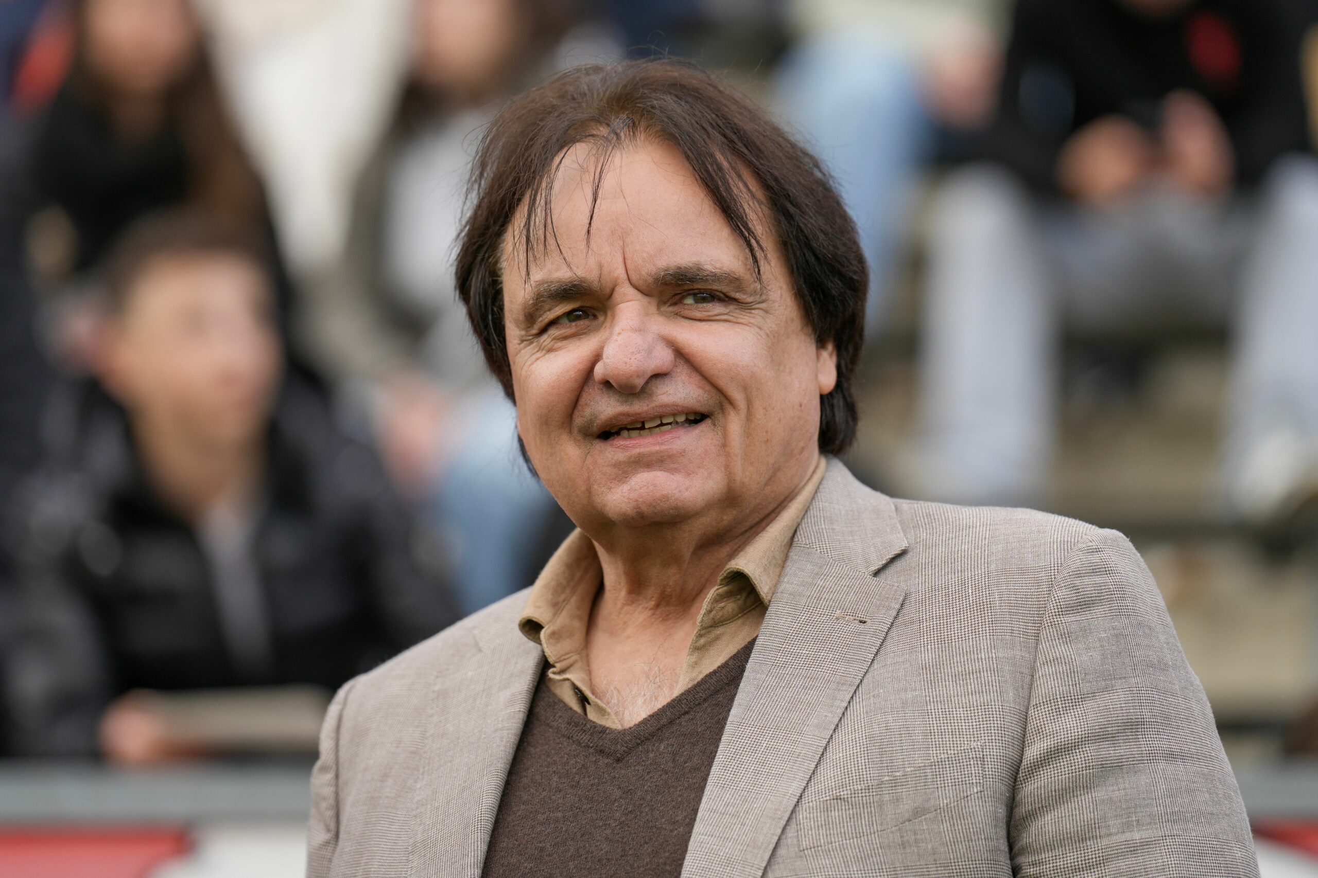 Константин: „Професионалниот фудбал има иднина во Валес“