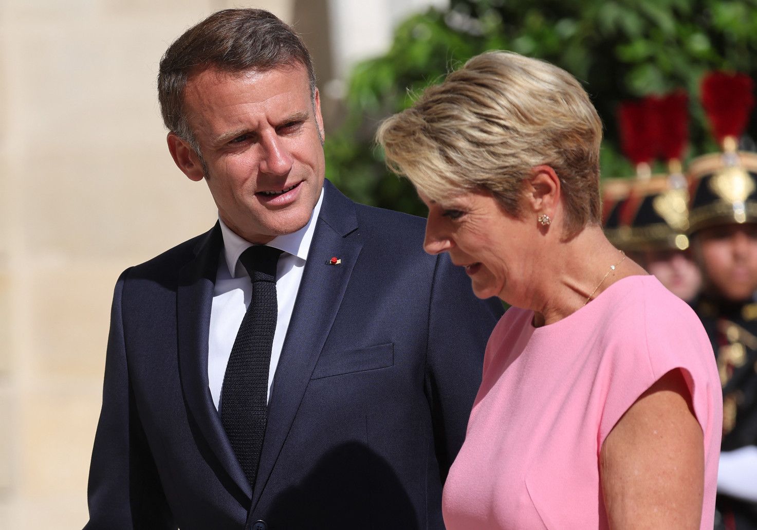 Во élysée, Келер-Сутер добива поддршка од Макрон