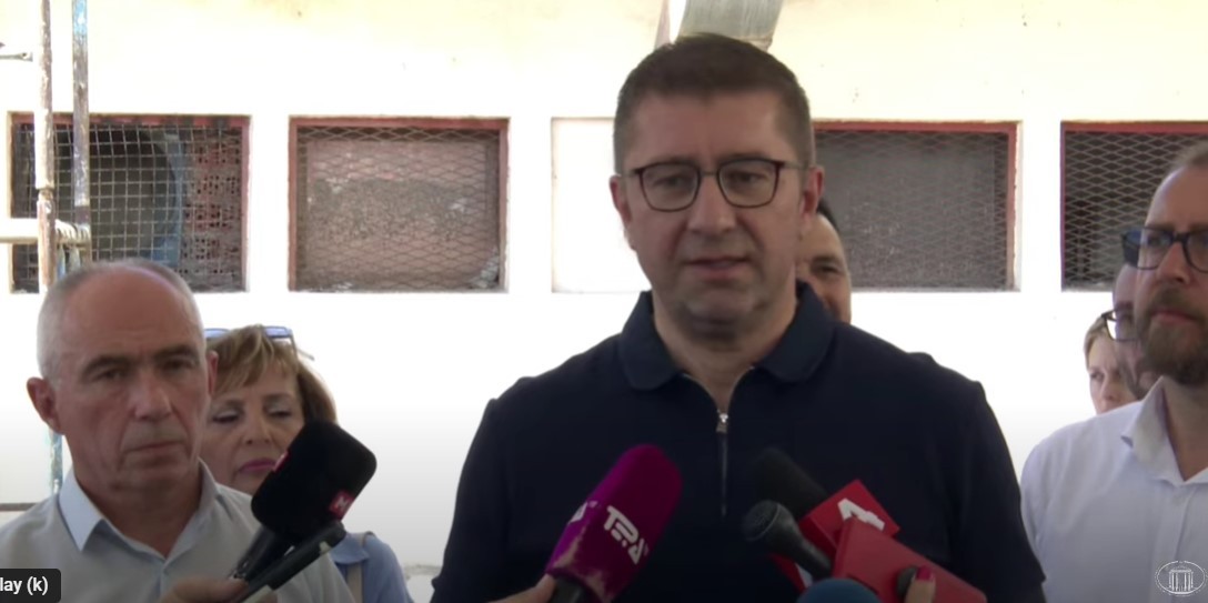 МИЦКОСКИ Е ЗА ЕЛЕКТРОНСКИ ПОПИС: „Нас ни е потребна вистинска бројка за да знаеме како да ја развиваме државата“