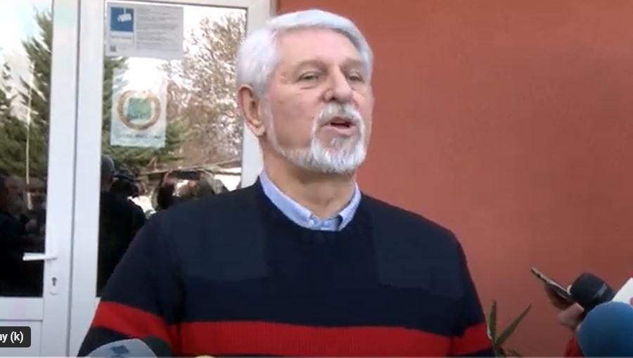 „ОЧИГЛЕДНО БАЛТАЗАР СЕ ИНСПИРИРАЛ ОД ОТОМАНСКАТА ИМПЕРИЈА, ДАНОЦИ ЗА СЀ – ПА И ЗА НЕЖЕНЕТИ И ВДОВИЦИ“: Јакимовски со остра критика