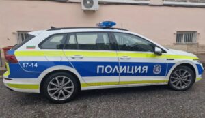 Македонец загина во Бугарија откако 19-годишник со кола се заби во кафе бар