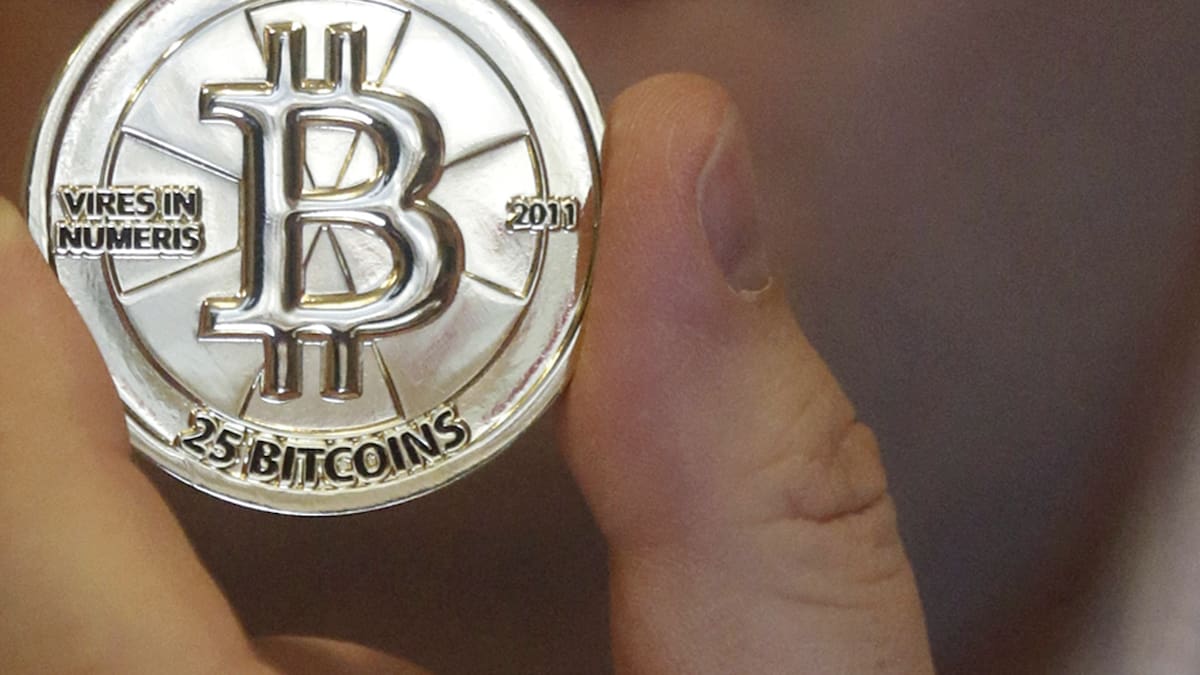 Исто така стари монети на нагорниот: 112,000 американски долари – Bitcoin повеќе вредни од кога било