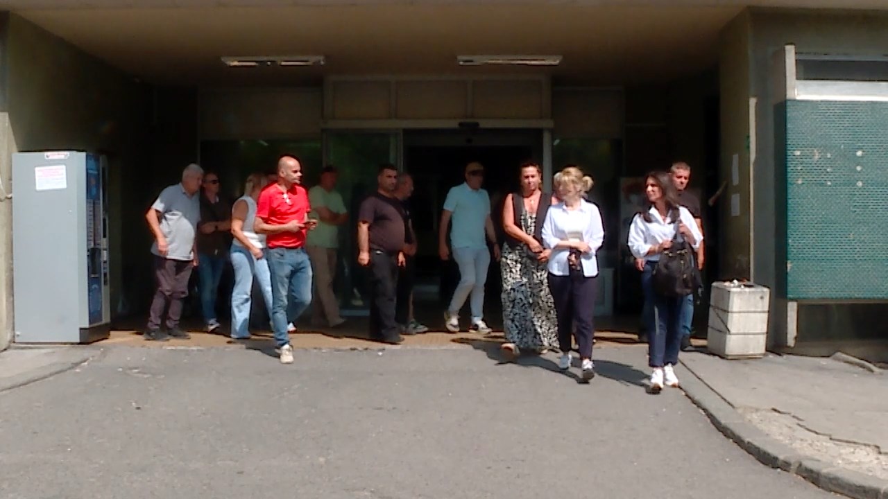 Куќен притвор и мерки за претпазливост за лицата осомничени дека ја нападнаа Арсовска