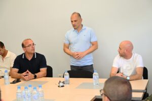 Филипче: Власта троши 1.8 милиони евра на брошури, кетеринзи, тотеми и себе промоција, но не дава за семејствата на настраданите во Кочани