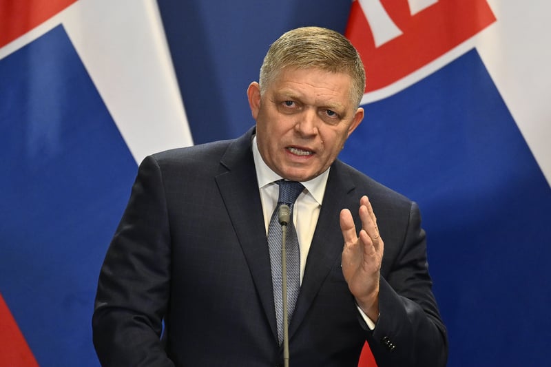 Фицо: Го поздравувам процесот започнат на преговорите во Алјаска