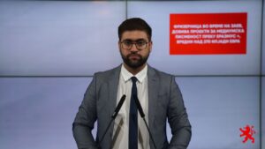 (ВИДЕО) Манасиевски: Фризерница во време на Заев, добива проекти за медиумска писменост преку Еразмус +, вредни над 270 илјади евра