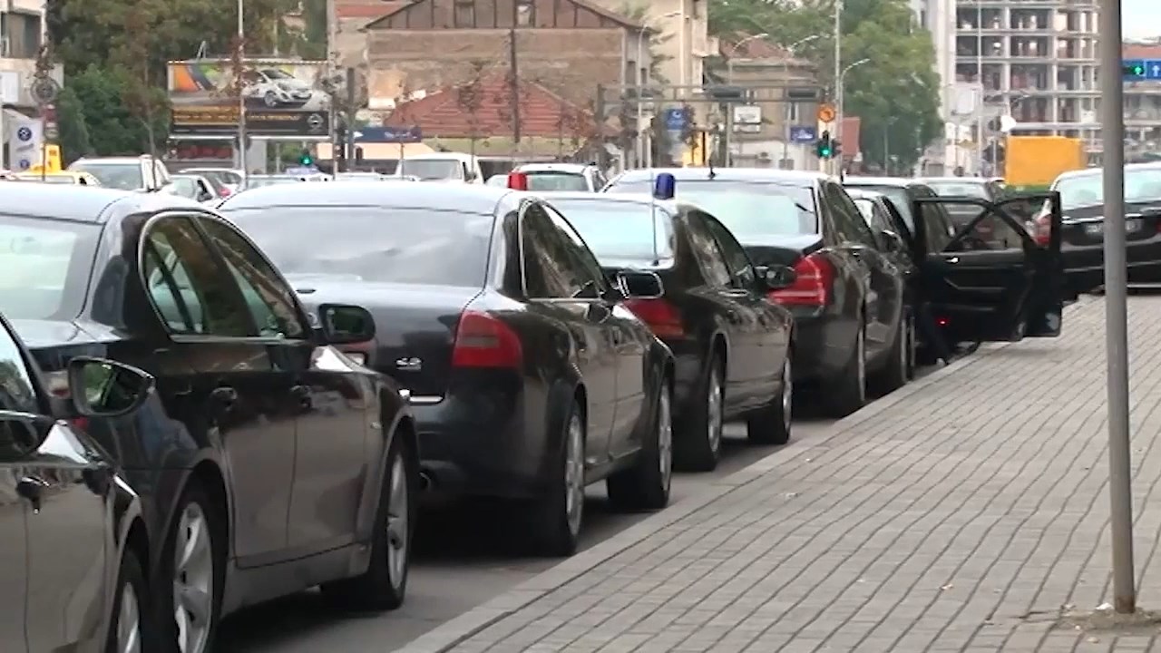 Рокот истече, само 5 од 20 министерства кажале колку службени возила имаат