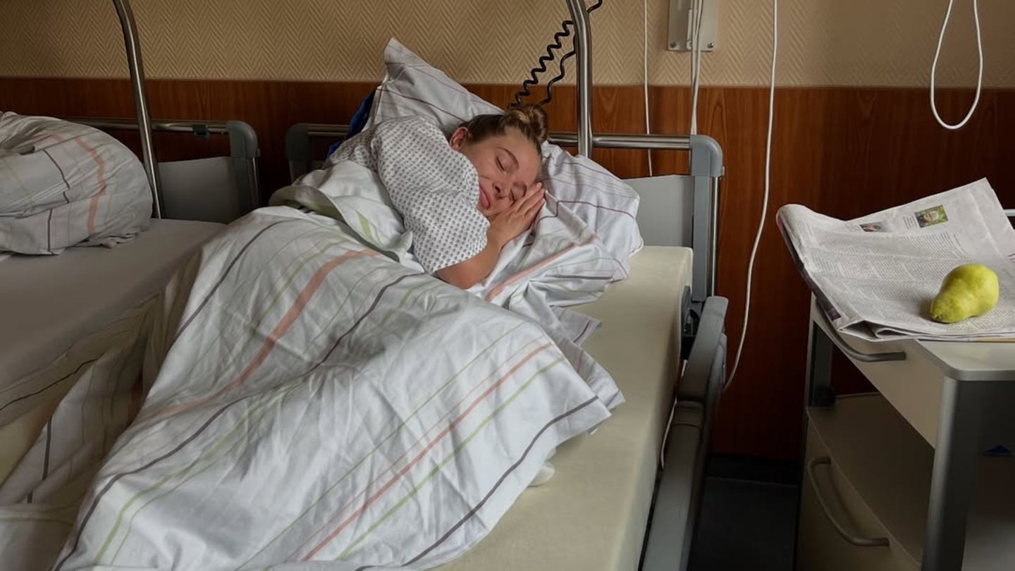 Лола Вајперт: Лола Вајперт прави сериозна болест јавна
