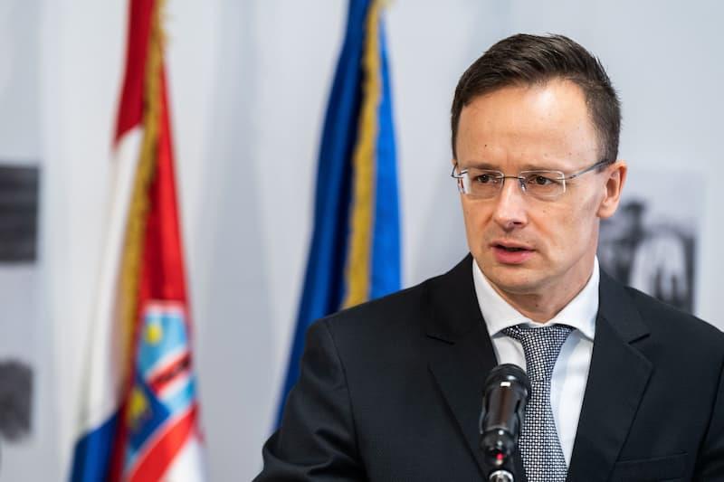 Сијарто: Војната меѓу Украина и Русија не е унгарска војна