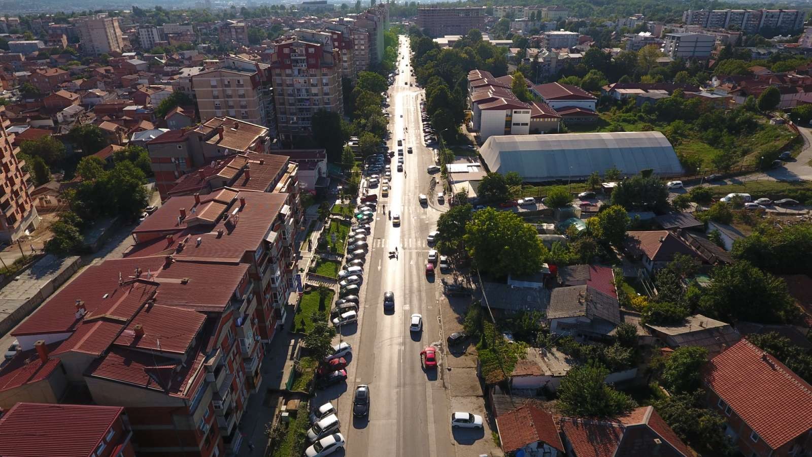 Грабеж во маркет во Чаир, две лица уапсени