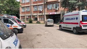 Во Болницата во Кочани задржани се четворица пожарникари со полесни изгореници, осуммина се на Токсикологија во Скопје